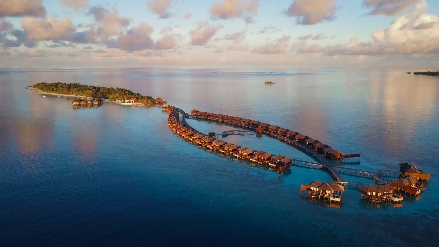 Huvahendhoo Island